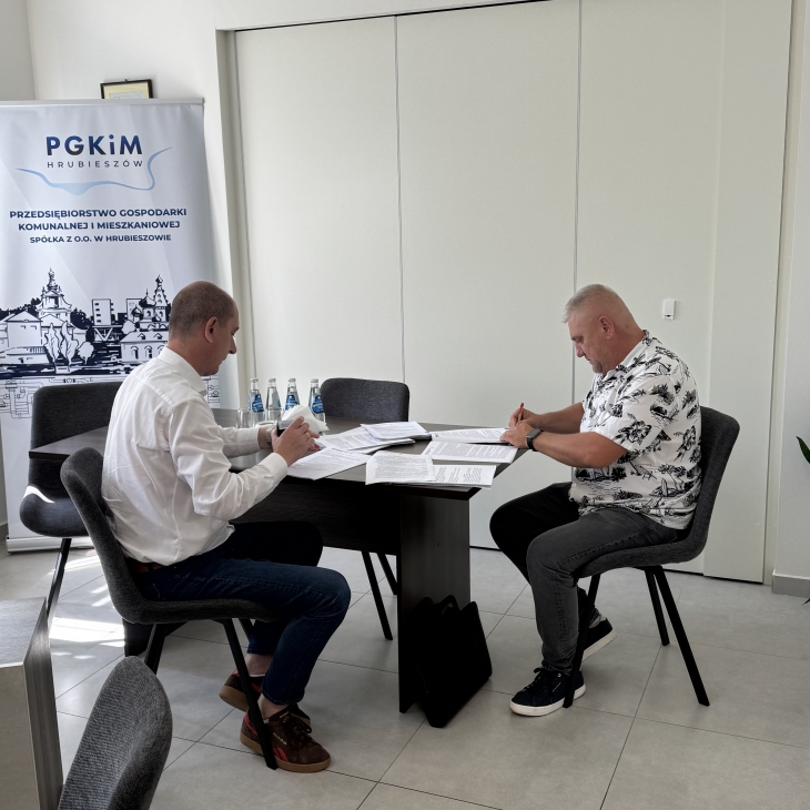 Podpisano umowę na realizację robót budowlanych - ,,Budowa sieci wodociągowej w ulicy Zielony Zakątek w Hrubieszowie - (Etap B-C)’’ oraz ,,Budowa sieci wodociągowej w ulicy Zielony Zakątek w Hrubieszowie - (Etap C1-D)’’